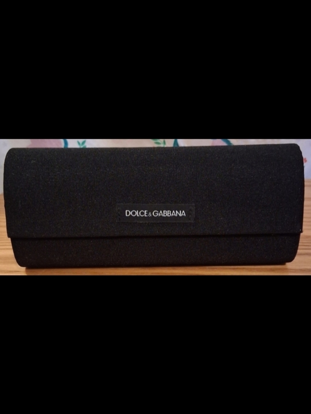 EUC Dolce & Gabbana Black Ribbed Magnetic Close Hard Shell Glasses Case